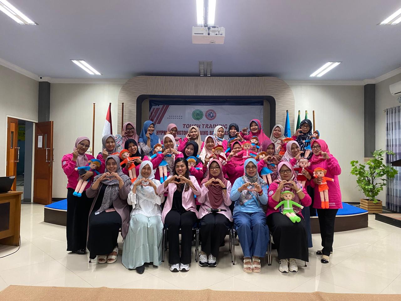 Touch Training “Hypnolovingtouch Loving Baby Massage and SPA”